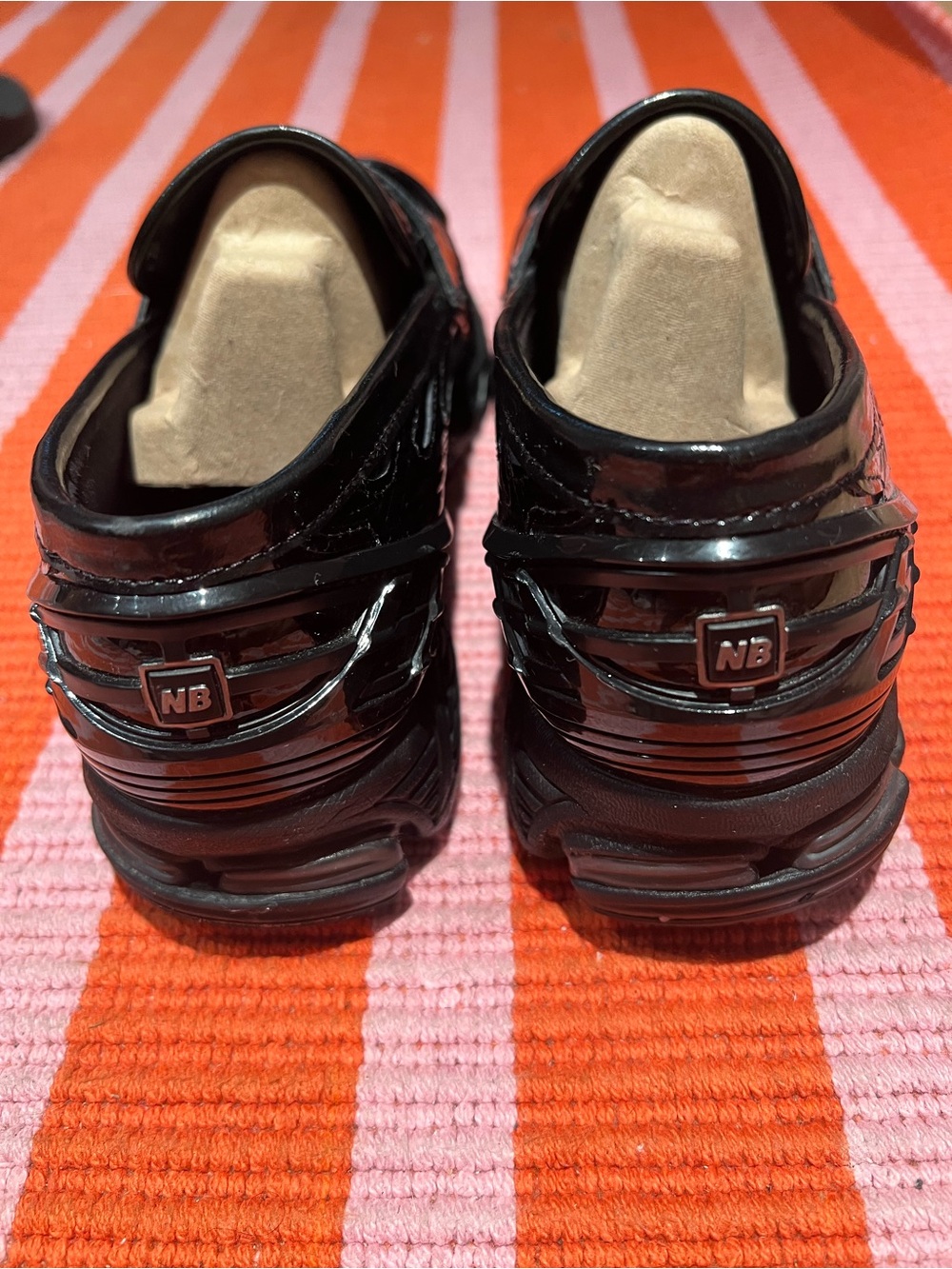 The New Balance 1906L Black Croc - Picture 3 of 9
